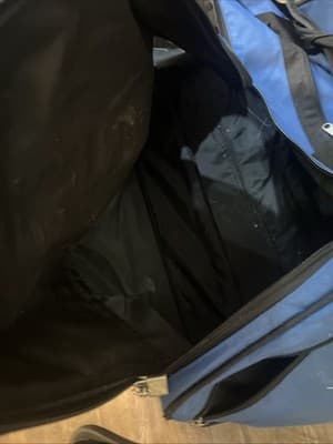 Travel Gear Brand Duffle Bag With Wheels 31” X 18” X 10.5” Blue Used Pockets Zip - Thumbnail 8