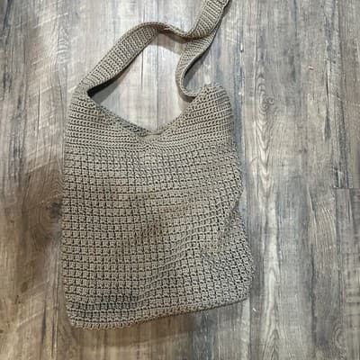 Women’s Beige Knit Jacqueline Ferrar Shoulder Bag Snap Close - Image 1