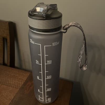 Bottle for Skinny Fit Collagen Water 32ozs BPA FREE Built in Straw, Black - Thumbnail 3