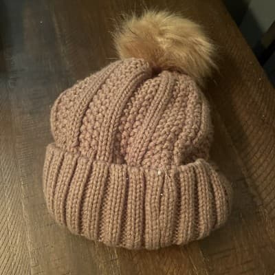 Erin Andrew’s Tan Snow Cap Beanie - Thumbnail 3