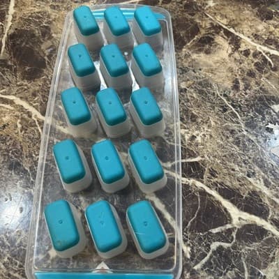 Silicone Ice Rectangle Cube Molds Easy-Release - Thumbnail 3