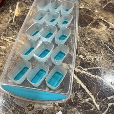 Silicone Ice Rectangle Cube Molds Easy-Release - Thumbnail 2
