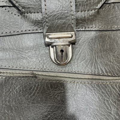 Women’s Used Leather Handbag Grey With Silver Accents And Lock Snap Close - Thumbnail 2