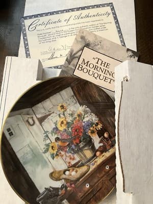 Collector Plate 'The Morning Bouquet' By W.S George 1990 - Thumbnail 3