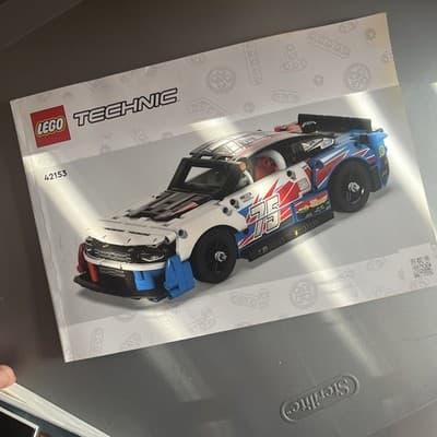 LEGO BOOKLET BOOK #42153 TECHNIC RACE CAR - Thumbnail 6