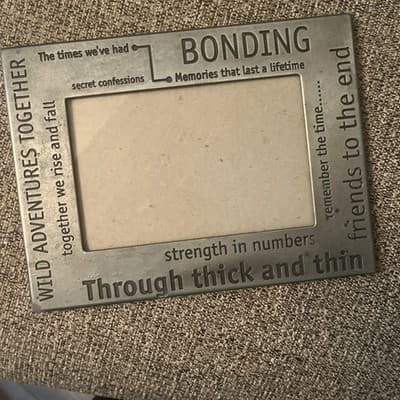 Decorative Friends Bonding Photo Frame - Image 1