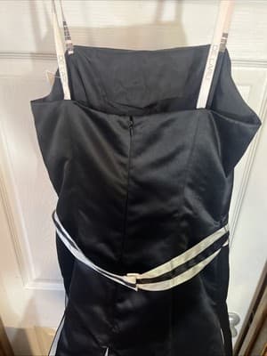 De Laru By Sheila Yen Prom Black white Dress With Sash And Bow Women’s Size 9/10 - Thumbnail 8