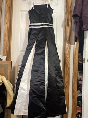De Laru By Sheila Yen Prom Black white Dress With Sash And Bow Women’s Size 9/10 - Thumbnail 6