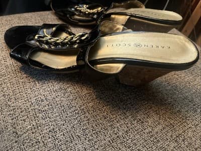 Women’s Karen Scott Gold Chain Hardware Cork Sandals Size 9M - Thumbnail 6