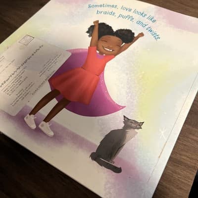 Hair Love - Book Written By Matthew Cherry And Illistrated By Vashti Harrison - Thumbnail 3