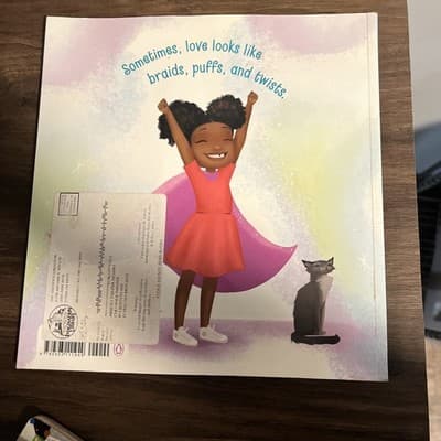 Hair Love - Book Written By Matthew Cherry And Illistrated By Vashti Harrison - Thumbnail 2