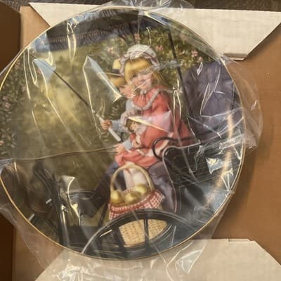 RECO "THE SURREY RIDE" September Collector's Plate By Sandra Kuck 1984, - Image 1