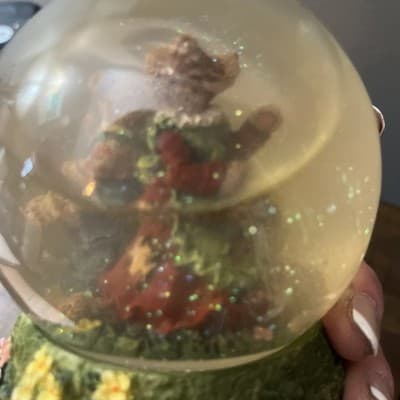Mama Bear Boy Girl Musical Snow Globe works - Thumbnail 4