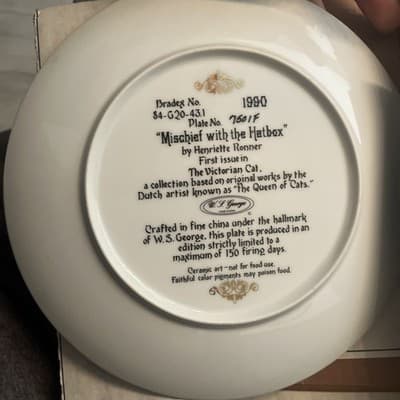 Vintage W.S. George Mischief Hatbox 1990 Collectible China Plate Certification - Thumbnail 2