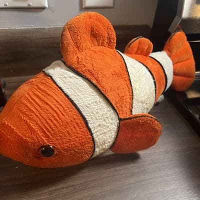 Disney Hasbro Finding Nemo Jumbo Clown Fish 28" Plush Stuffed Toy 2002 - Image 1