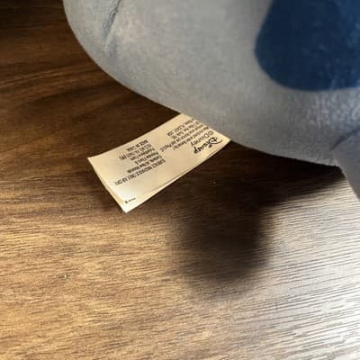 Stitch DISNEY STORE Stuffed Animal Plush Toy from Lilo & Stitch 11" - Thumbnail 5