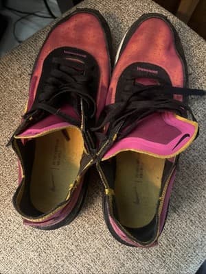 Nike Waffle One Active Fuchsia Womens Size 9.5 Running Shoes Sneakers DC2533-600 - Thumbnail 2