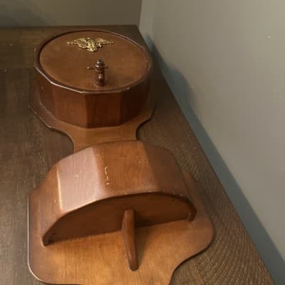 Beautiful Mid-Century Americana Wall Hanging Plant Holder Eagle 21 3/8" H Back - Thumbnail 2