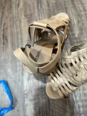 Merona Women’s Size 10 Beige Wedges Open Toe Leather Weaves Ankle Strap - Thumbnail 7