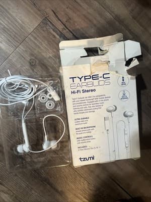 Tzumi Type C Wired Earbuds w/ Silicone Tips Model:7202W Tangle Resistant USB-C - Thumbnail 2