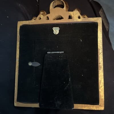 Vingtage Gold Glass Frame Of Black And White Photo And Detailed Design On Frame - Thumbnail 3