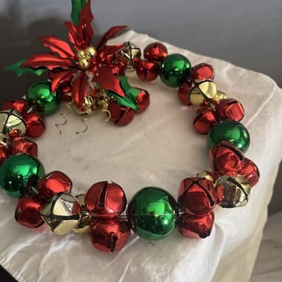 2 VTG METAL BELL CHRISTMAS HOLIDAY HANGING WREATH LOT 10.5" GOLD & 18" RED GREEN - Thumbnail 2