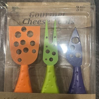 Cheese Knives- 3 Piece - Image 1