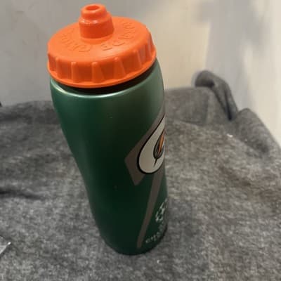 Gatorade Squeeze 32oz Plastic Water Bottle - Green - Thumbnail 3