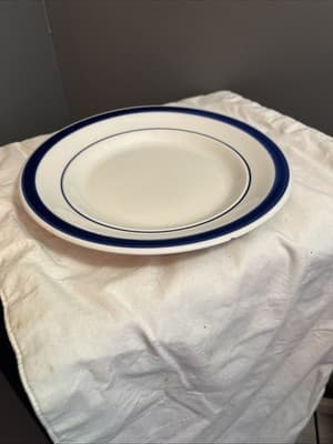 One FARBERWARE Trattoria Blue 4372 Dinner Plates 9” White Blue Rim - Thumbnail 2