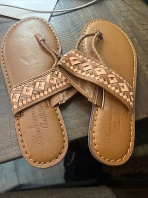 Brand New American Eagle Outfitters Women’s Sandals Brown With Woven Pink Brown - Image 1