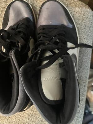 Nike Air Women’s High tops Throwback Ankle High Gray, White An Black Shoes Sz 8 - Thumbnail 10