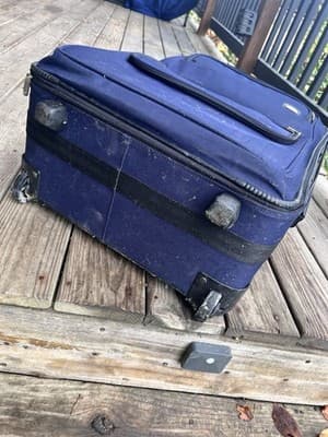 Travel Select TS6950R25 25" Amsterdam Expandable Rolling Upright Luggage - Navy - Thumbnail 3
