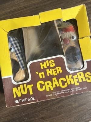 Vintage His And Her But Crackers Wooden Characters 6 0z - Image 1