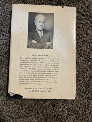 Vtg. 1964 HBDJ Book Man And The World Of Science by H. A. Kuljian Wear to Jacket - Thumbnail 5