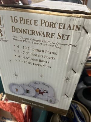 Vintage Merry Brite Christmas Porcelain Dinnerware Set Service For Four - Thumbnail 4