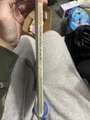 Dumbo on Land on Sea in the Air 1972 Walt Disney Book Well Loved - Thumbnail 2