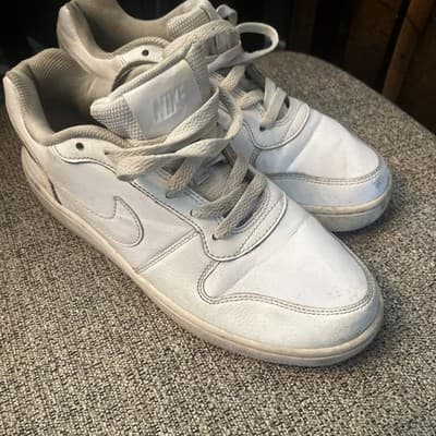 Size 9 Nike Ebernon Low Mens Triple White AQ1775-100 Basketball Classic Retro - Image 1