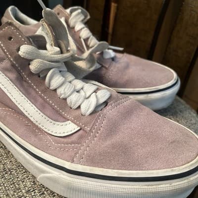 VANS Lavender Skate Sneakers Men's Size 7.5 Women's Size 9 Suede - Thumbnail 2