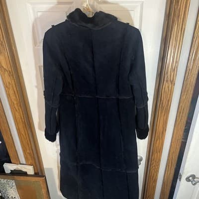Women’s Small Trench Coat Navy Button Up Super Soft Black Fur Outlines be brand - Thumbnail 6