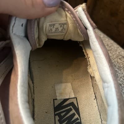 VANS Lavender Skate Sneakers Men's Size 7.5 Women's Size 9 Suede - Thumbnail 5