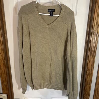 Lands End XL Sweater V-neck, Gorgeous- Mens 46-48 Beige - Image 1