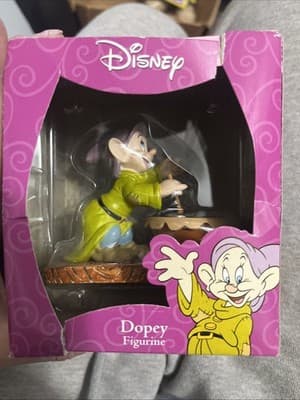 Enesco Disney "Snow White & The Seven Dwarfs" DOPEY Figurine NRFB Adorable! - Image 1