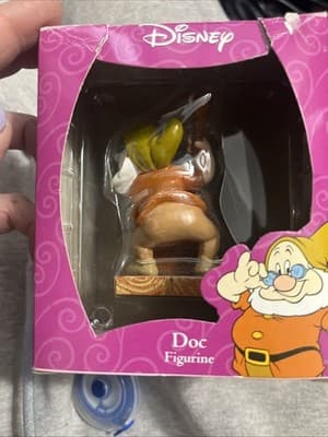 Doc 2002 Enesco Disney Snow White & The Seven Dwarves CVS Figure - Thumbnail 3