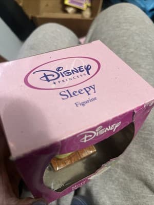 DISNEY Snow White & The Seven Dwarfs SLEEPY Figurine CVS ENESCO 65th Anniversary - Thumbnail 5