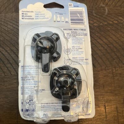 Febreze Old Spice Car Vent Clip Air Fresheners (2 Clip Pack) - Thumbnail 2