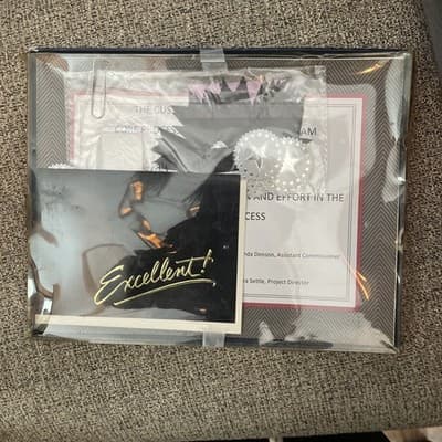 5 Pack Of AIR WICK ESSENTIAL OILS LAVENDER & CHAMOMILE 3.38 FL OZ - Image 1