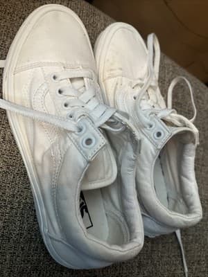 VANS OLD SKOOL Unisex True White Canvas Sneakers Men 7.5 Women 9 - Thumbnail 2