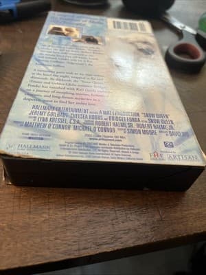 Snow Queen (VHS, 2002) - Thumbnail 3