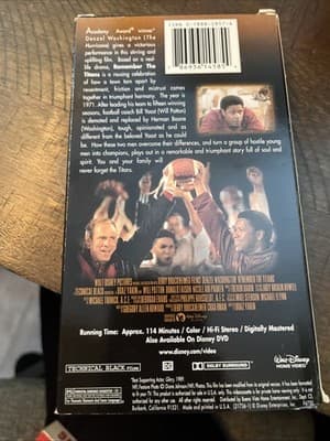 Remember the Titans (VHS, 2000) - Thumbnail 2
