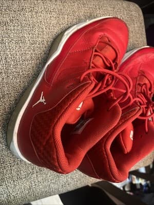 Size 12 - Air Jordan Max Aura 3 University Red Mens Shoes - Thumbnail 4